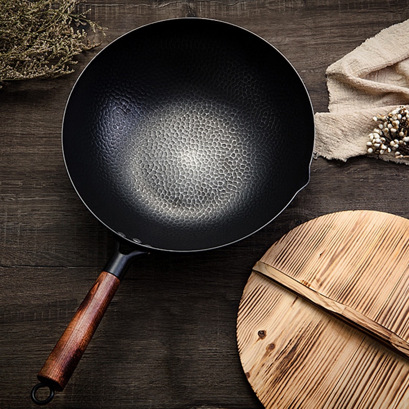 Cast Iron Wok Non-Coated Cookware - Image 3